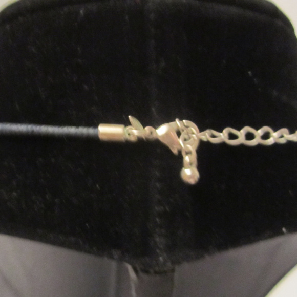 Blue Sodalite Nugget Strung Bead Necklace AVON EUC - Picture 5 of 5